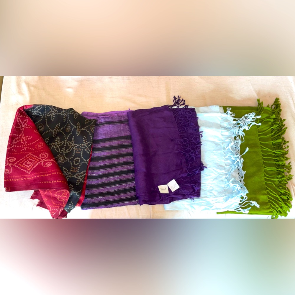 5 NWT SUZY SHEIR VINTAGE SCARVES BUNDLE